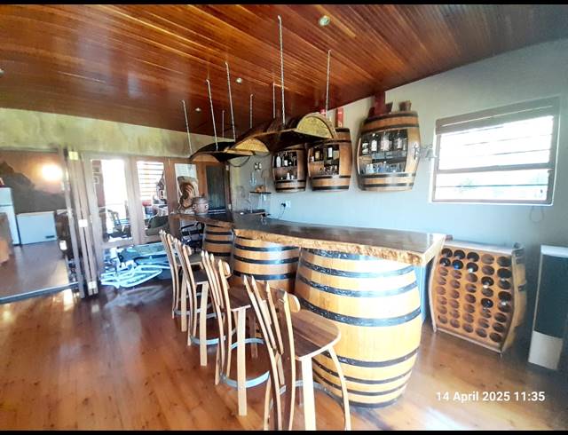 1HA FARM FOR SALE IN ROODEPLAAT